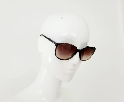 Elegante Chanel Sonnenbrille | LOOP-Marktplatz