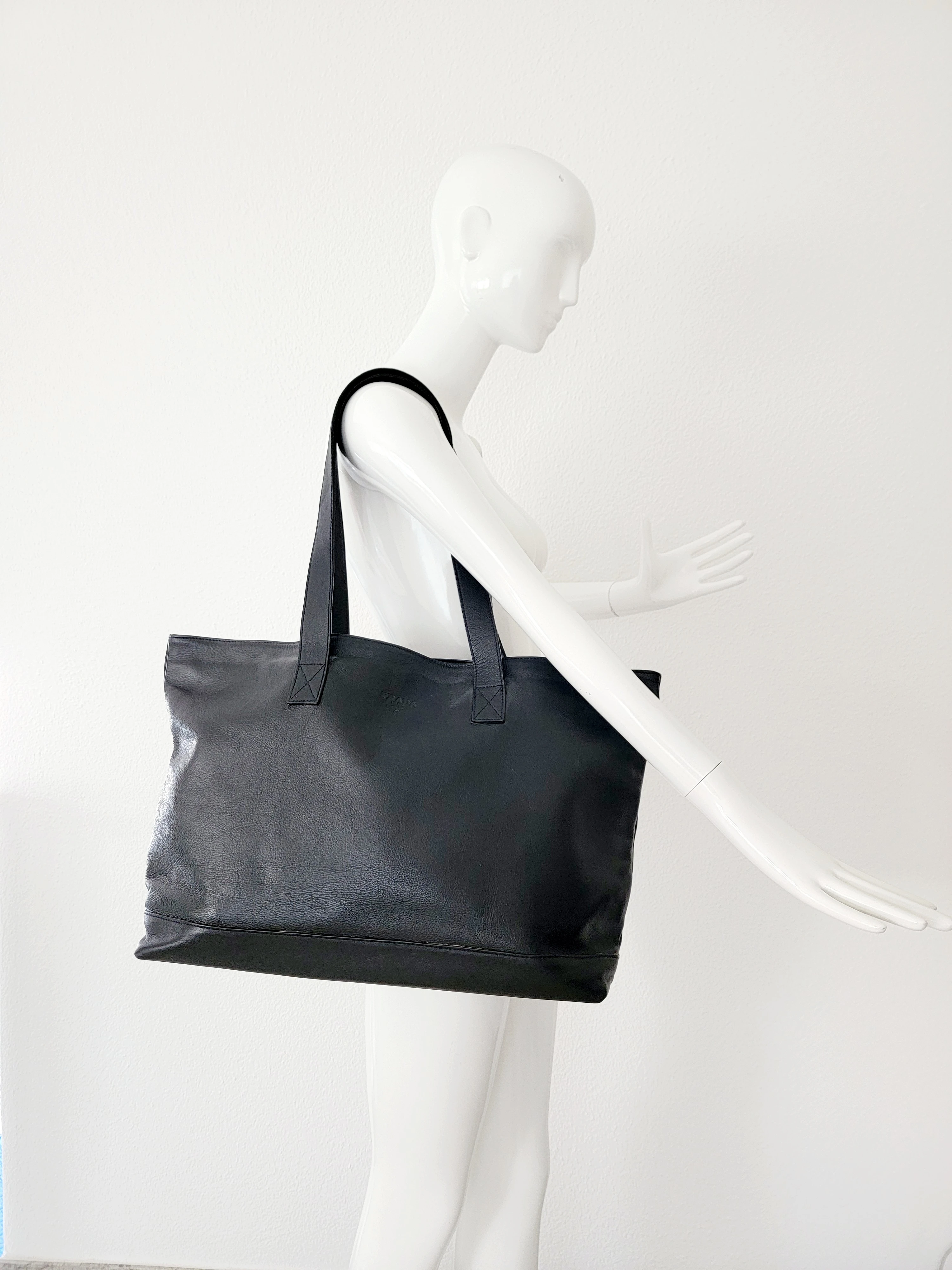 Grosser Prada Leder-Shopper | LOOP Marketplace