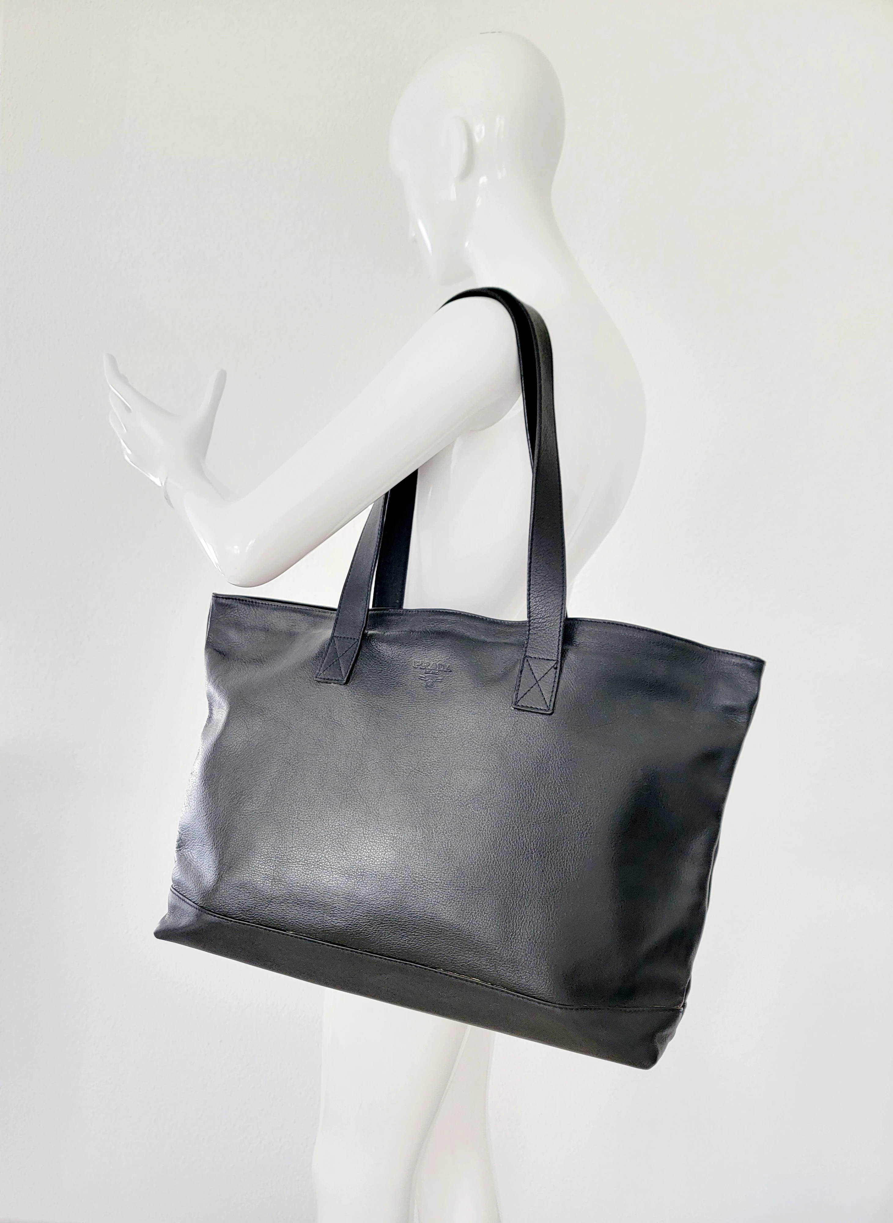 Grosser Prada Leder-Shopper | LOOP Marketplace