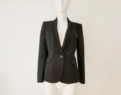 Schwarzer Blazer von Burberry | LOOP Marketplace