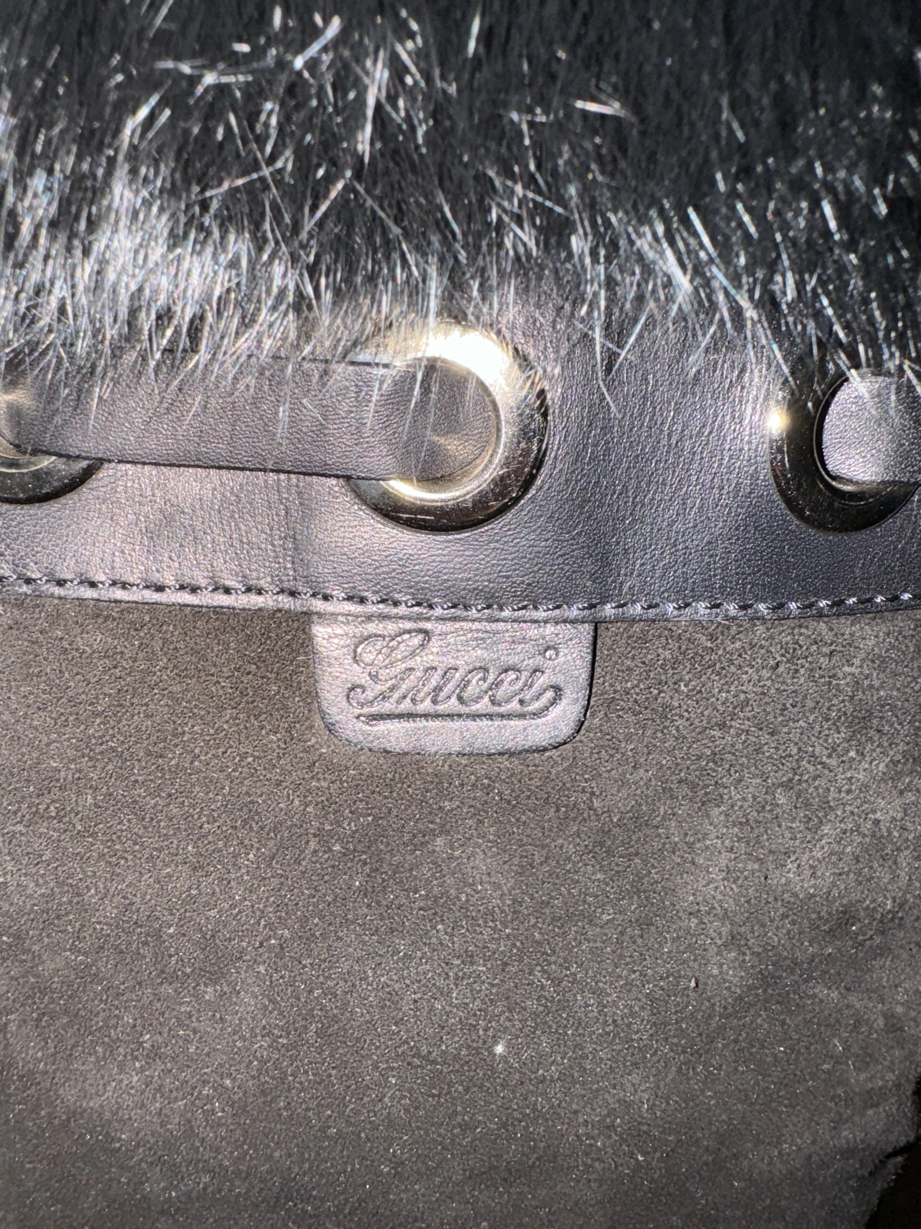 Gucci Stiefel, Leder, schwarz | LOOP Marketplace