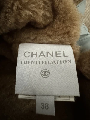 Vintage CHANEL Skijacke Hoodie | LOOP-Marktplatz