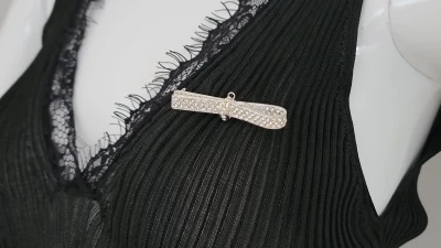 Christian Dior Vintage Brosche | LOOP Marketplace