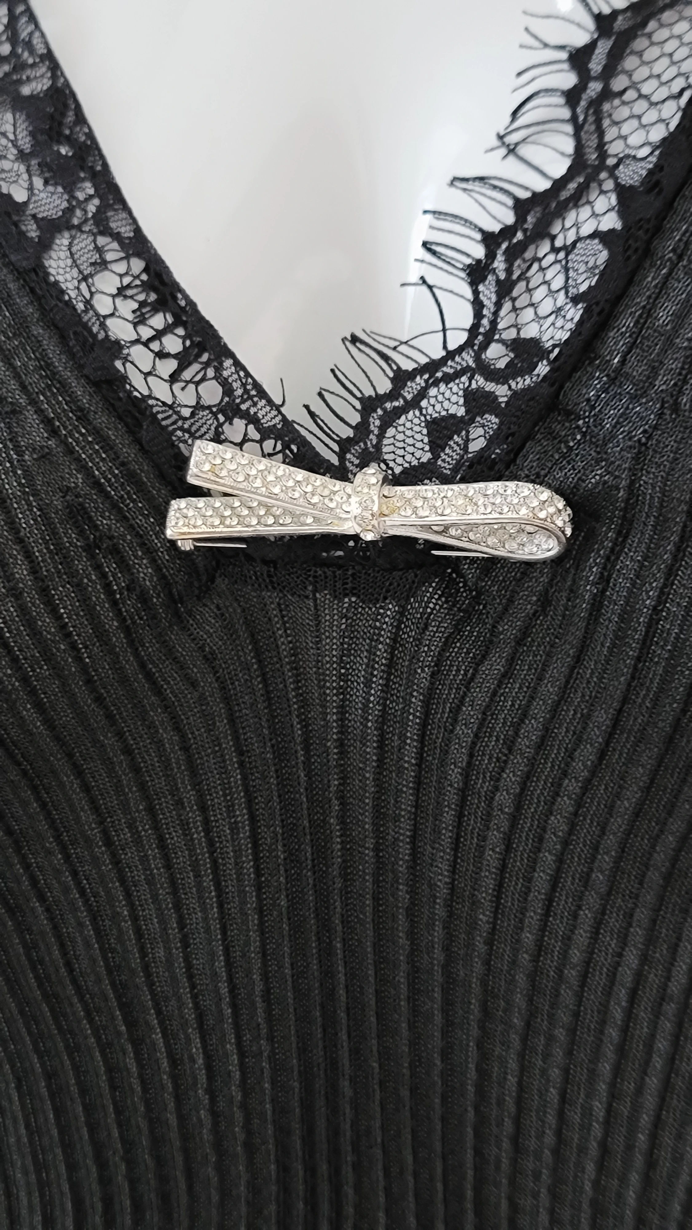Christian Dior Vintage Brosche | LOOP Marketplace