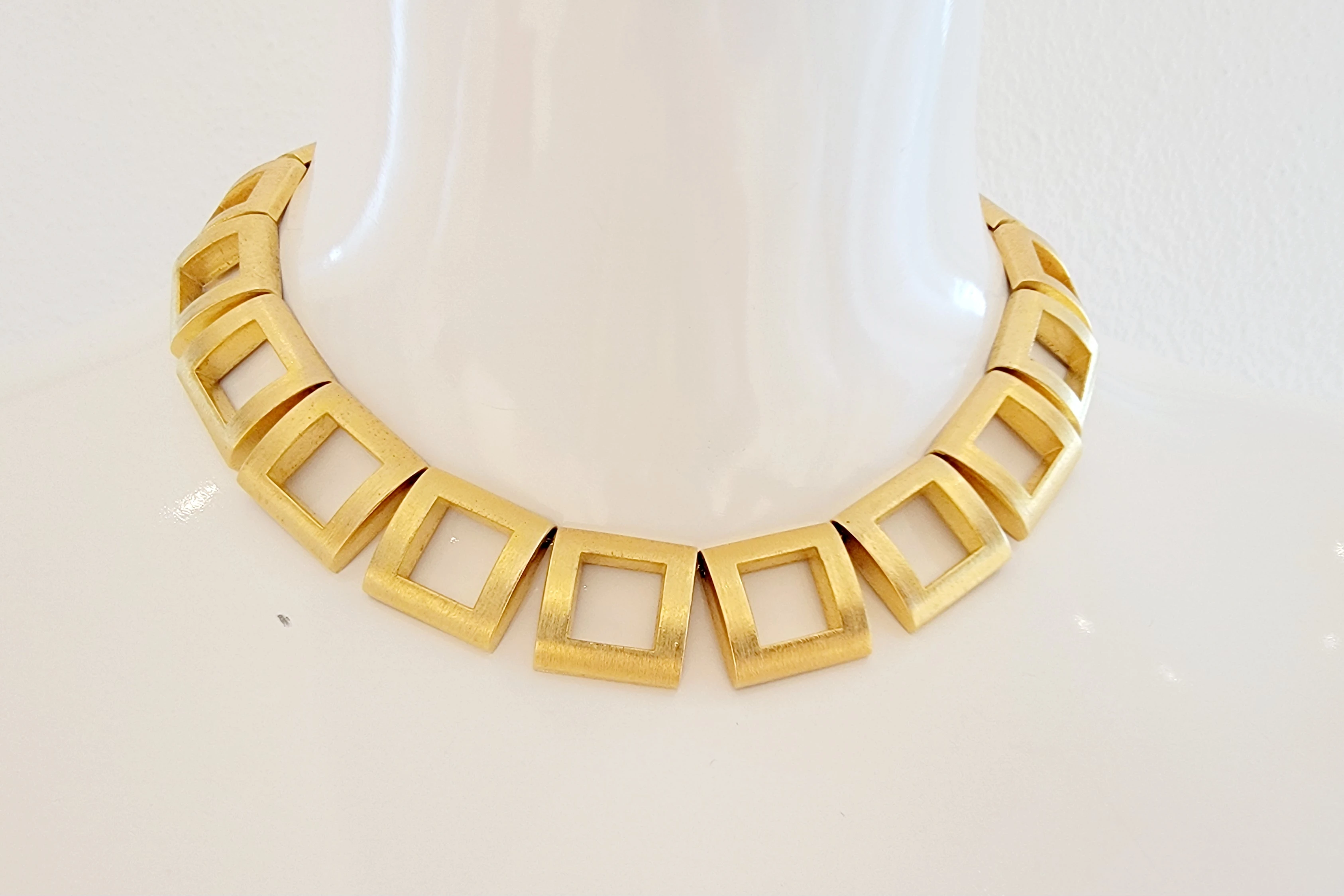 Vintage Modeschmuck Helena Rubinstein | LOOP-Marktplatz