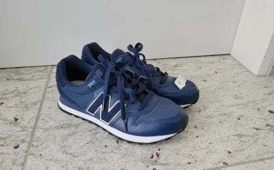 Neue New Balance Schuhe | LOOP-Marktplatz