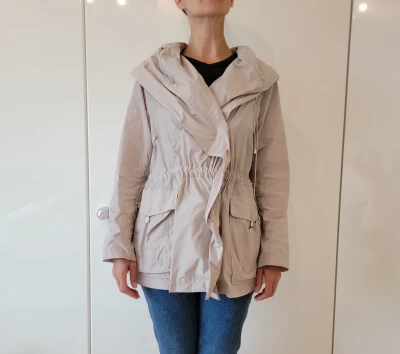 Armani Collezioni Kaputzenjacke | LOOP-Marktplatz