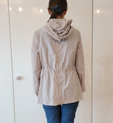 Armani Collezioni Kaputzenjacke | LOOP-Marktplatz