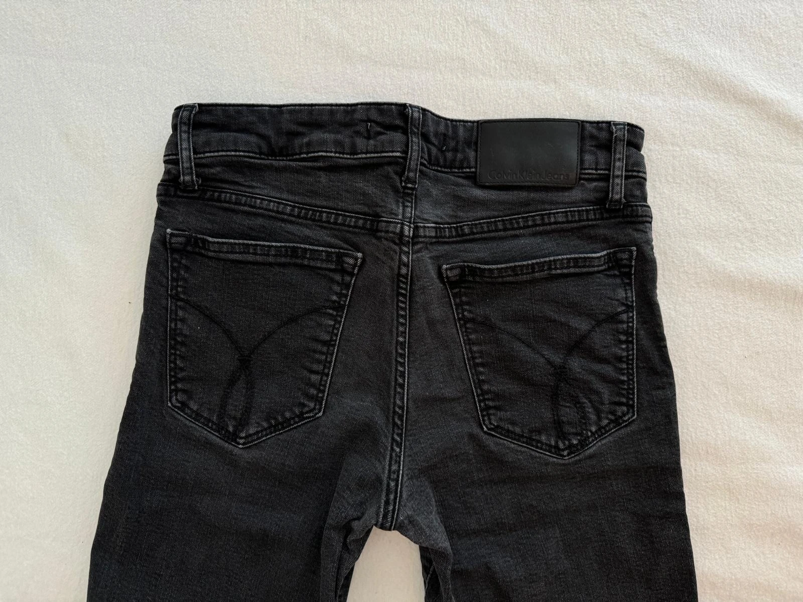 Calvin Klein Midrise Slimfit Jeans | LOOP-Marktplatz