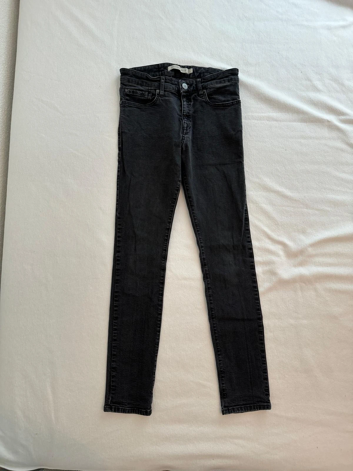 Calvin Klein Midrise Slimfit Jeans | LOOP Marketplace