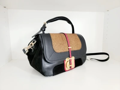 Neue Hugo Boss Tasche mit Exotenleder | LOOP Marketplace