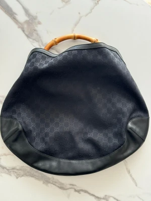 Gucci Tasche, sehr guter Zustand | LOOP Marketplace