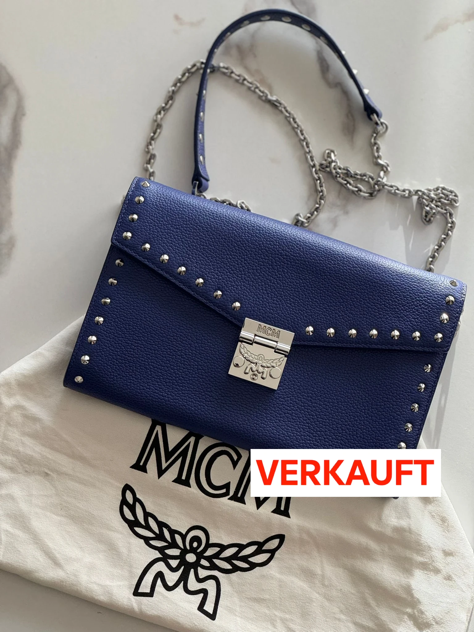 Neuwertige MCM Tasche nanyblau | LOOP-Marktplatz