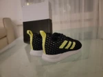 Neue Adidas Sneakers