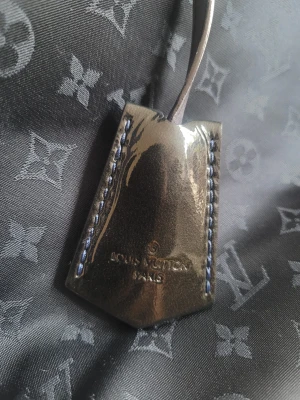 Louis Vuitton bag Lockit | LOOP Marketplace