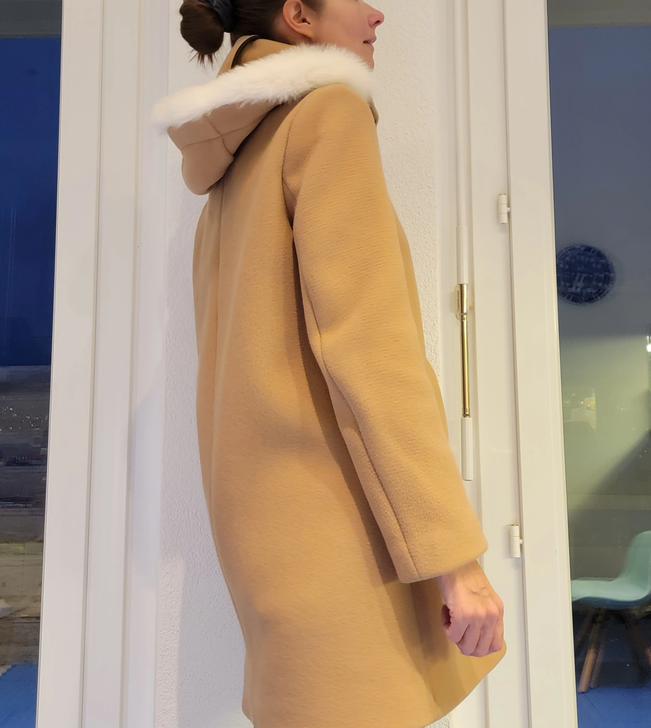 Sandro Mantel aus Wolle | LOOP Marketplace