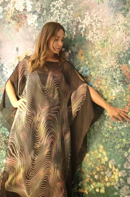 LIEU STAEHELIN  Seiden Kaftan | LOOP-Marktplatz