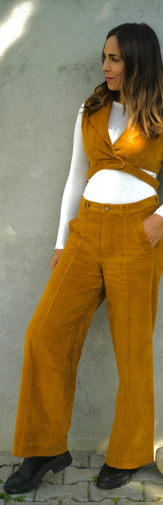 LIEU STAEHELIN  Hose aus Cord | LOOP-Marktplatz