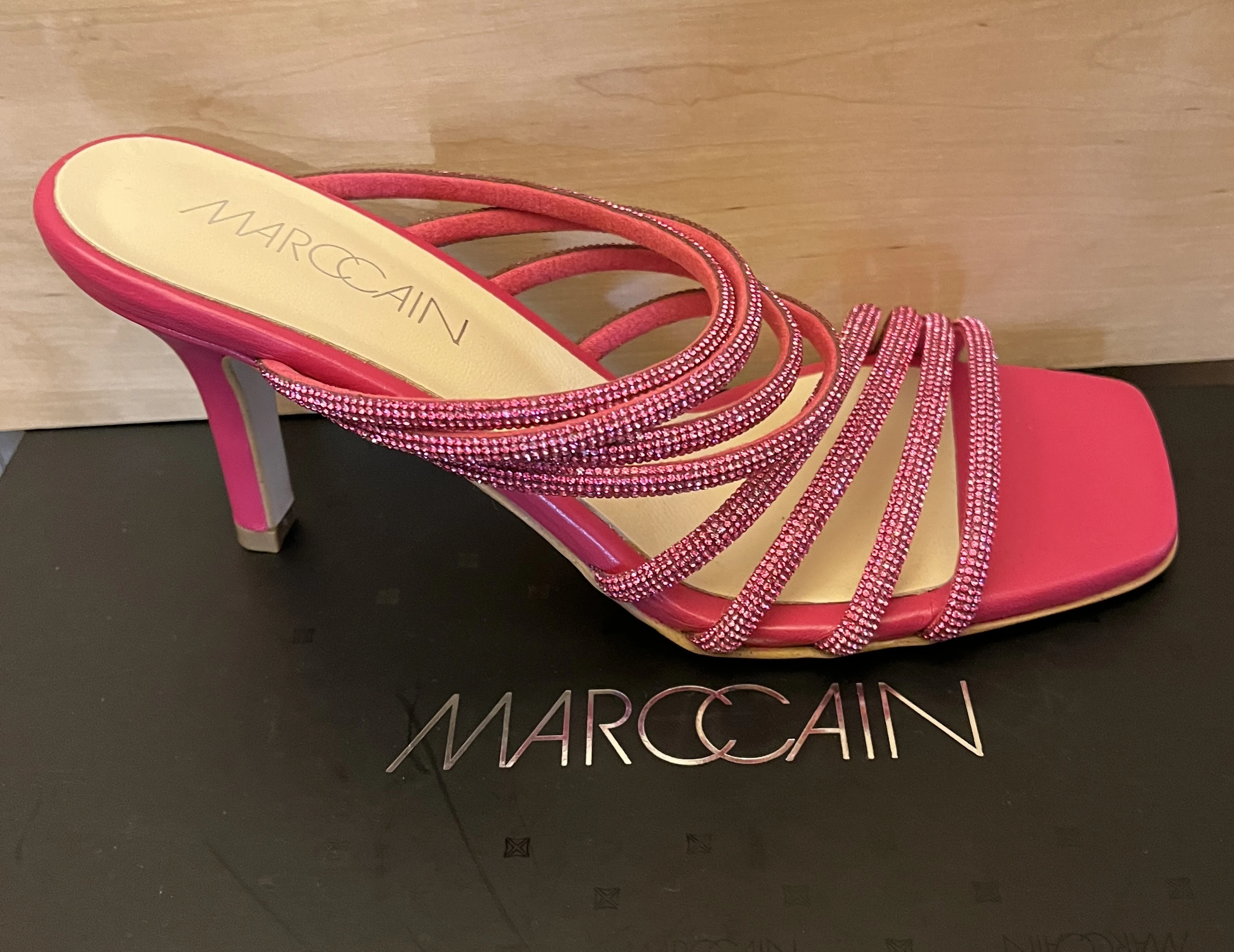 MARC CAIN pinke Sandaletten | LOOP-Marktplatz