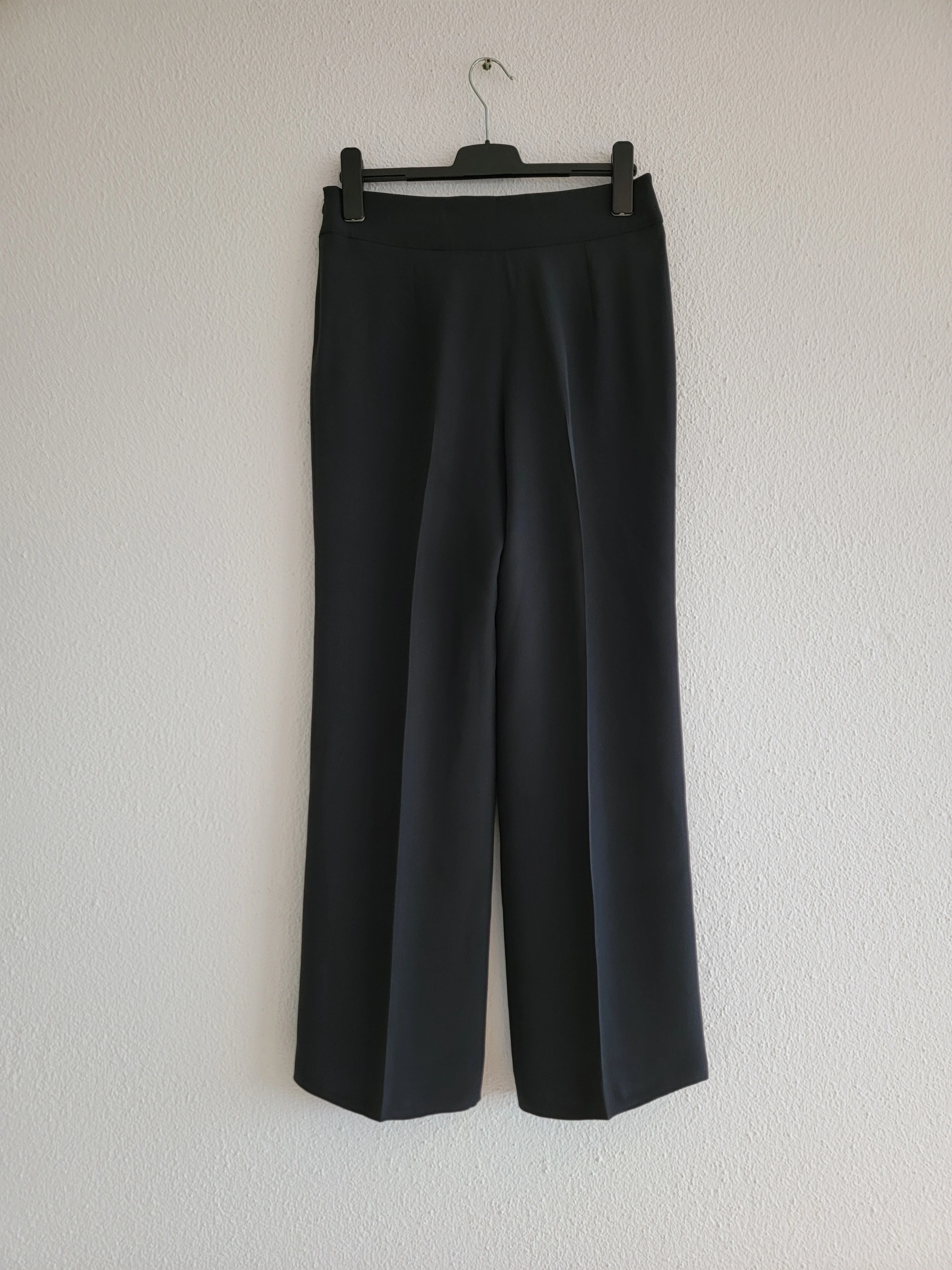 Breite, elegante Armani Hose | LOOP-Marktplatz