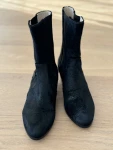 Chanel Fellstiefeletten NEU