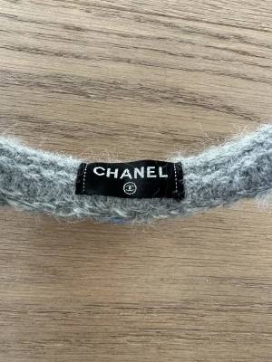 Chanel Earmuff Tweed/Fell | LOOP-Marktplatz