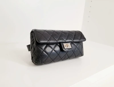 Chanel 2.55 Reissue Mini Gürteltasche | LOOP-Marktplatz