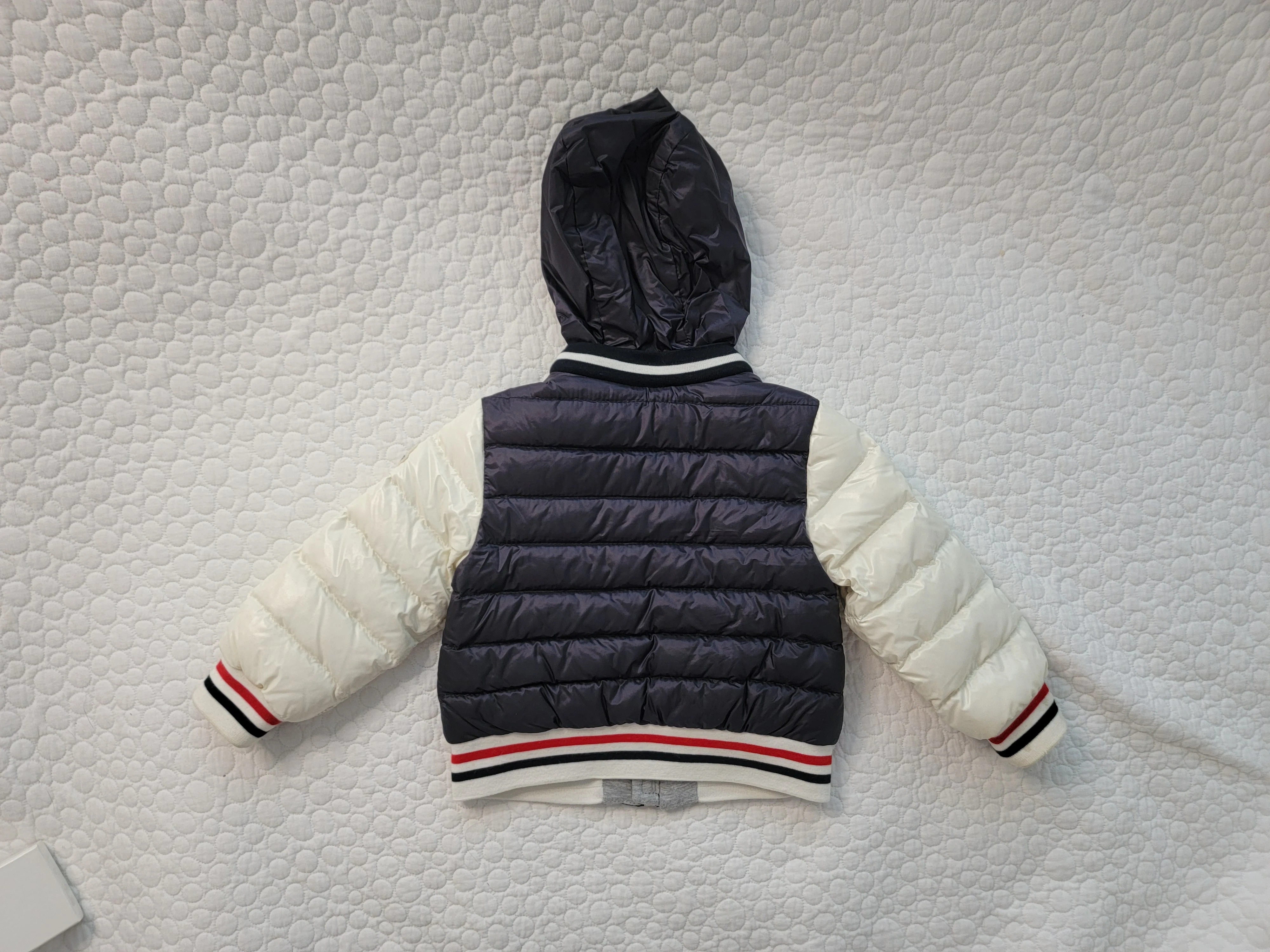 Moncler Jacket für Baby Boys | LOOP-Marktplatz