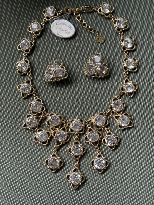 Umwerfendes Dior Schmuckset Vintage, neu | LOOP-Marktplatz
