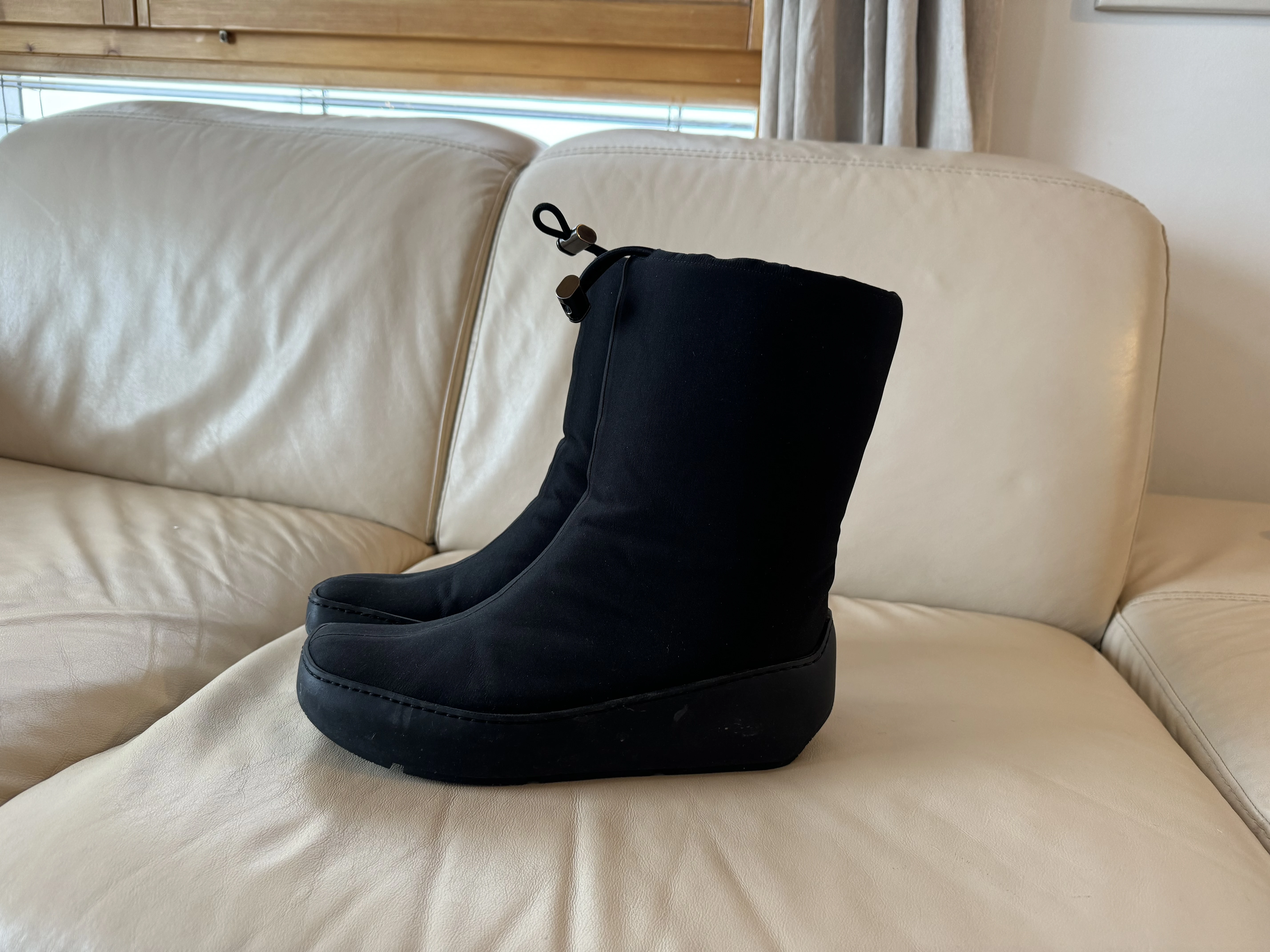 Snowboots Prada neuwertig | LOOP-Marktplatz