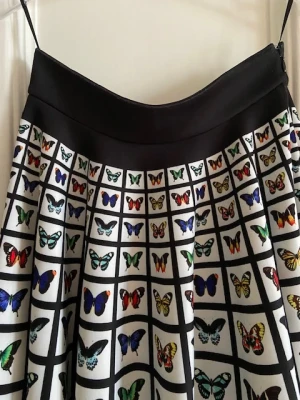 Mary Katrantzou Butterfly Skirt Allover | LOOP-Marktplatz