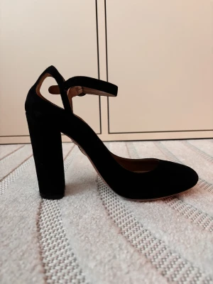 New Aquazzura Black Suede Pumps | LOOP Marketplace