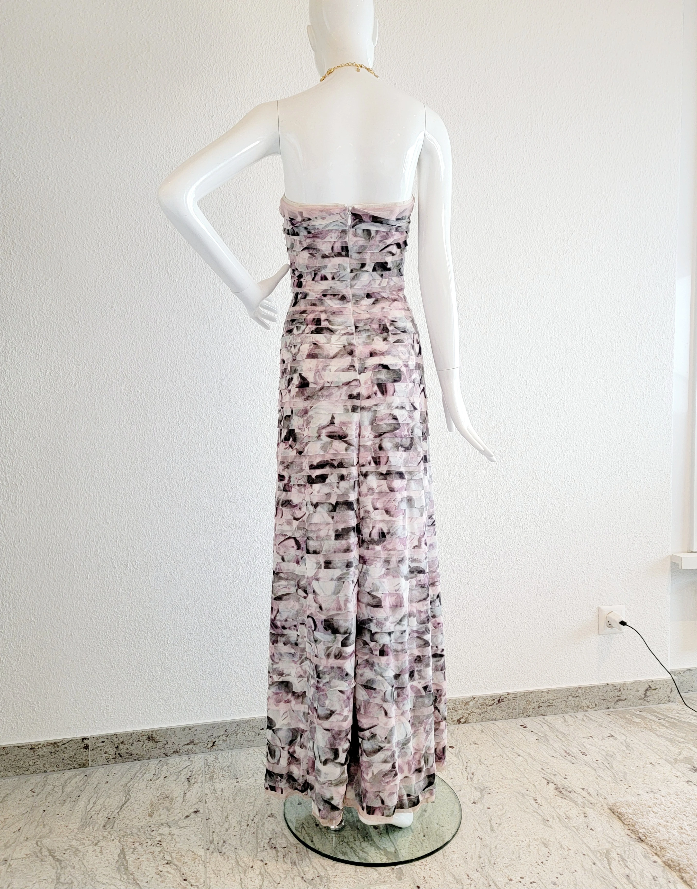 BCBG Kleid | LOOP-Marktplatz