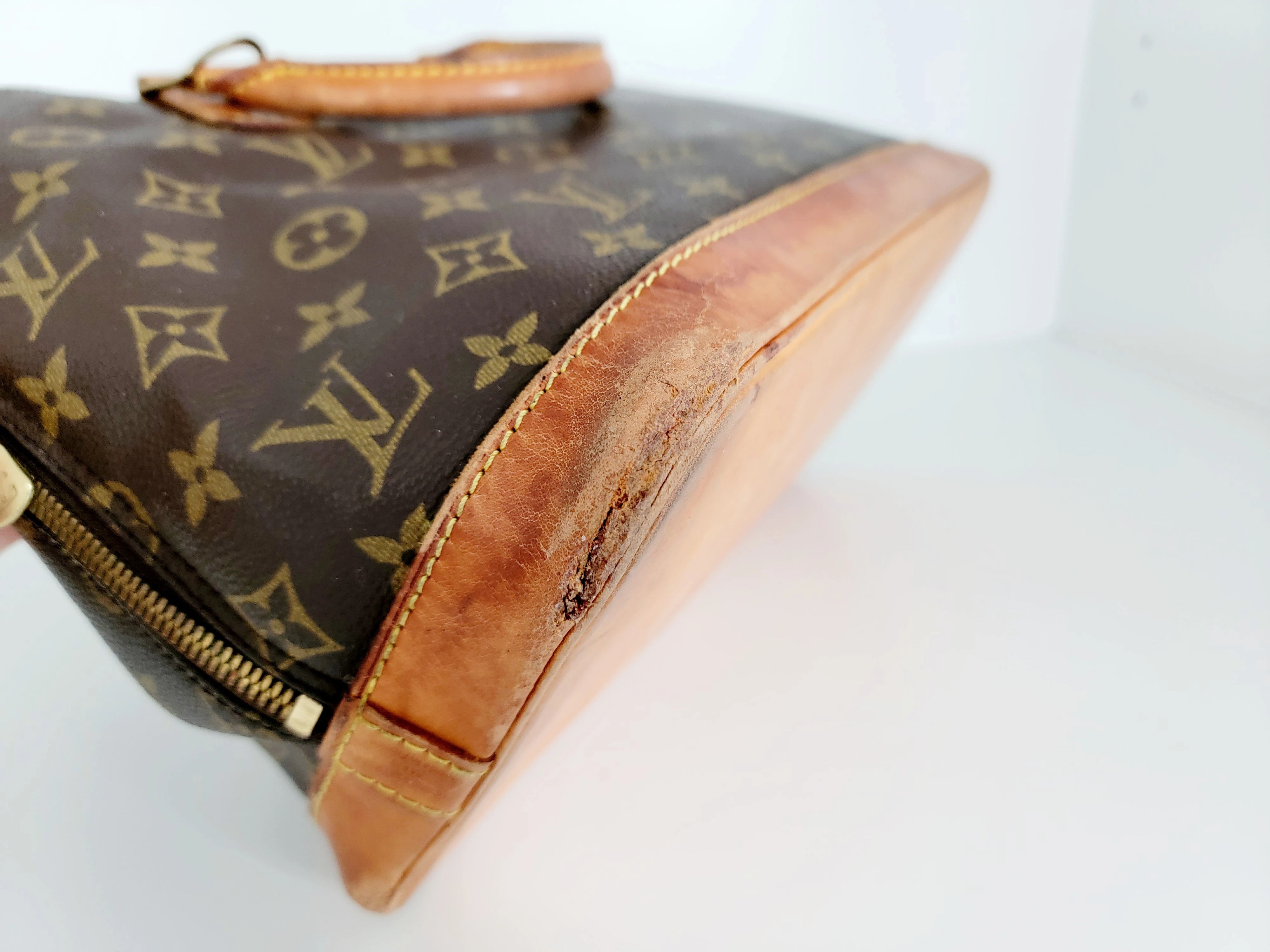 Louis Vuitton Alma | LOOP Marketplace