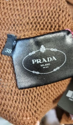 Prada Kaschmir Pullover | LOOP-Marktplatz