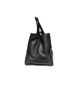 Prada leather Bag | LOOP-Marktplatz