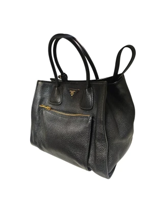 Prada leather Bag | LOOP-Marktplatz