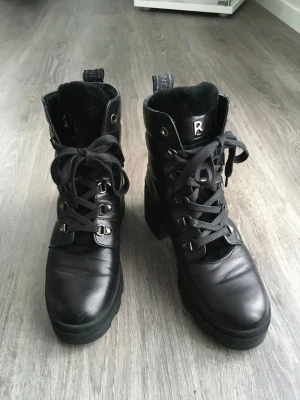 Bogner Boots - Lederstiefel Gr. 38 | LOOP-Marktplatz