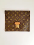 Louis Vuitton Sénateur Envelope Clutch