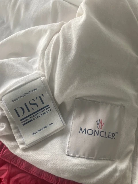 Moncler Muguet Giubbotto Jacke | LOOP Marketplace