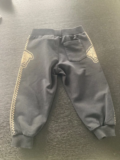 Versace Hoodie und Hose | LOOP Marketplace