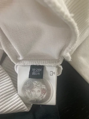 Versace Hoodie und Hose | LOOP Marketplace
