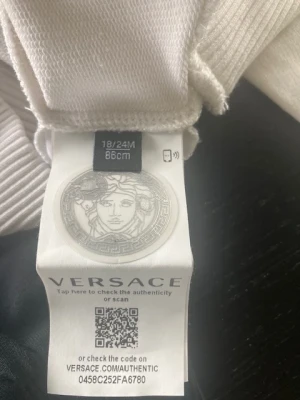 Versace Hoodie und Hose | LOOP Marketplace