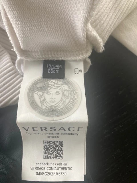 Versace Hoodie und Hose | LOOP Marketplace