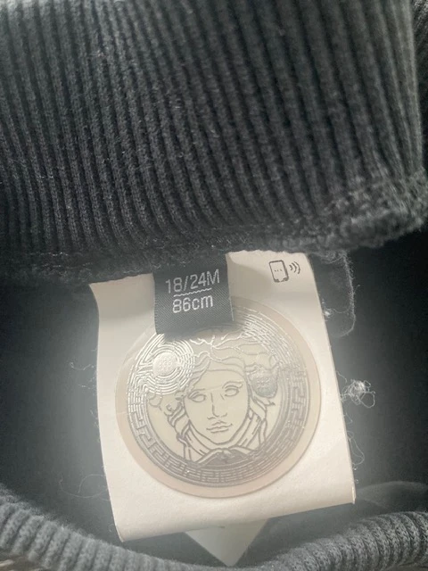 Versace Hoodie und Hose | LOOP Marketplace