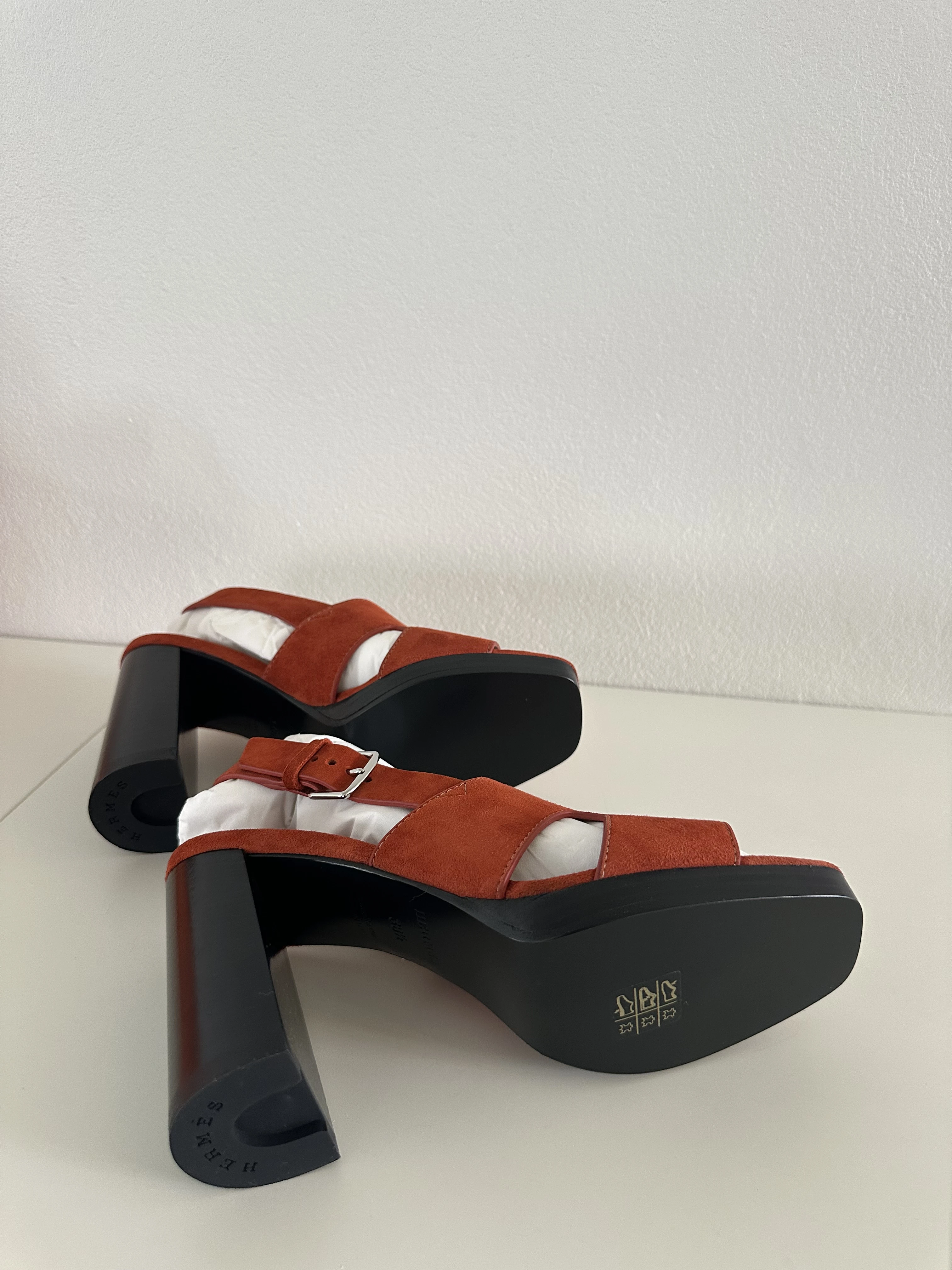 Hermès Sandalen Eris 90 Orange Brulee | LOOP Marketplace