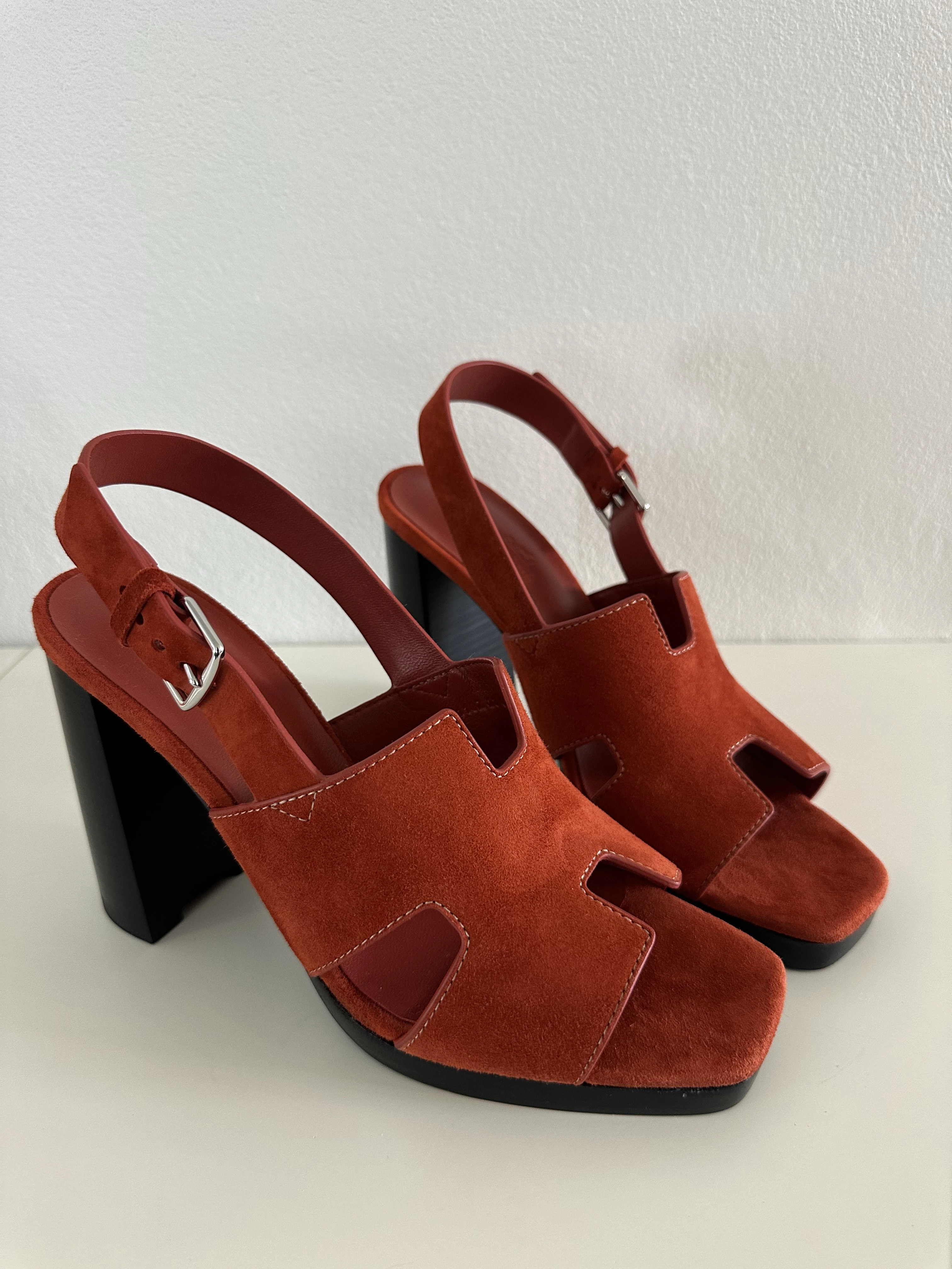 Hermès Sandalen Eris 90 Orange Brulee | LOOP Marketplace