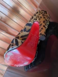 Fell Leo Christian Louboutin