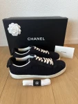 CHANEL Sneakers