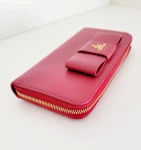 Prada Portemonnaie mit Masche